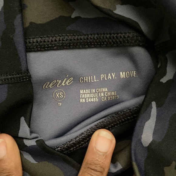 Aerie blue camo no middle seam fitted leggings - Picture 4 of 7